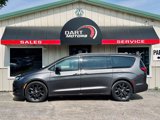 Used 2019 Chrysler Pacifica Touring Plus w/ S Appearance Package image 4