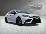 Used 2021 Toyota Camry SE image 2