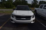 Used 2023 Kia Seltos S image 2