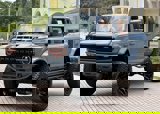 Used 2025 Ford Bronco Outer Banks image 2