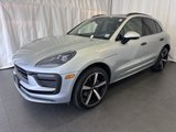 Used 2025 Porsche Macan image 1