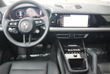Used 2024 Porsche Cayenne image 6