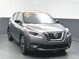 Used 2019 Nissan Kicks SR image 2