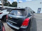 Used 2022 Chevrolet Trax LT w/ LT Convenience Package image 4