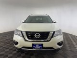 Used 2019 Nissan Pathfinder SV image 2