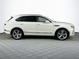 New 2025 Bentley Bentayga image 2
