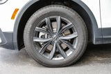 Used 2024 Volkswagen Tiguan SE image 4