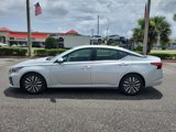 Used 2023 Nissan Altima 2.5 SV image 3