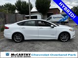 Used 2017 Ford Fusion SE w/ Equipment Group 601A image 2