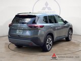 Used 2023 Nissan Rogue SV image 3