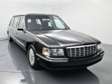 Used 1998 Cadillac De Ville image 2