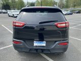 Used 2017 Jeep Cherokee Altitude image 5