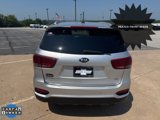 Used 2020 Kia Sorento LX w/ LX I4 Convenience Package image 4