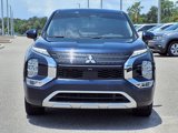Used 2022 Mitsubishi Outlander SE image 2