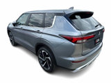 Used 2024 Mitsubishi Outlander SE image 3