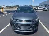 Used 2022 Chevrolet Trax LT w/ LT Convenience Package image 2