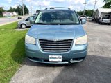 Used 2008 Chrysler Town & Country Touring image 2