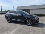 Used 2023 Kia Sportage LX image 2