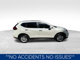 Used 2017 Nissan Rogue SV image 3