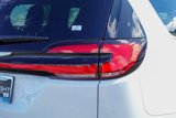 New 2025 Chrysler Pacifica Select w/ Uconnect Theater Family Group image 5