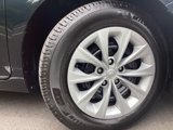 Used 2015 Toyota Camry LE image 5