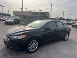 Used 2017 Ford Fusion SE w/ Fusion SE Technology Package image 2