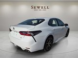 Used 2023 Toyota Camry SE image 4