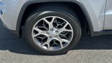 Used 2021 Jeep Grand Cherokee Limited w/ Luxury Group II image 3