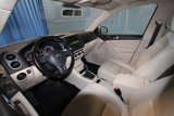 Used 2014 Volkswagen Tiguan SE image 2