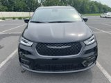 New 2025 Chrysler Pacifica Premium image 4