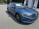 Used 2021 Volkswagen Jetta SE image 2