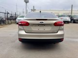 Used 2015 Ford Focus SE image 4