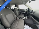 Used 2022 Hyundai Venue SE image 5