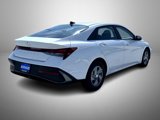 New 2025 Hyundai Elantra SE image 5