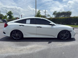 Used 2019 Honda Civic Touring image 4