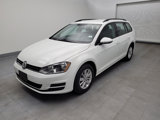 Used 2017 Volkswagen Golf S image 2