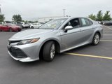 Used 2018 Toyota Camry LE image 3