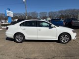Used 2016 Volkswagen Jetta SE image 4