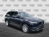 Used 2017 Volvo XC90 T6 Momentum image 2
