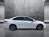 Used 2017 Toyota Camry SE image 4