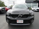 Used 2020 Volvo XC40 T5 Momentum w/ Protection Package image 4