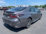 Used 2023 Toyota Camry SE image 5