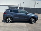 Used 2022 Kia Sportage LX image 2