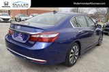 Certified 2017 Honda Accord Touring image 5