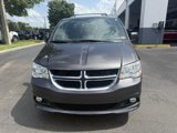 Used 2019 Dodge Grand Caravan SXT image 3