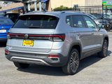 New 2025 Volkswagen Taos SE image 4