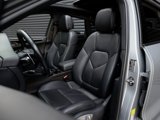 Certified 2022 Porsche Macan image 5