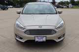 Used 2017 Ford Focus Titanium image 2