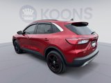 Certified 2021 Ford Escape SE image 4