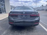 Certified 2022 BMW 750i xDrive w/ Autobahn Package image 4